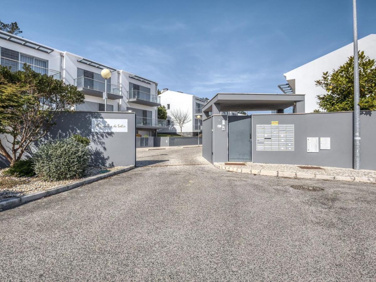 Modern Holiday Home In Salir Do Porto With Swimming Pool Salir de Porto Bagian luar foto