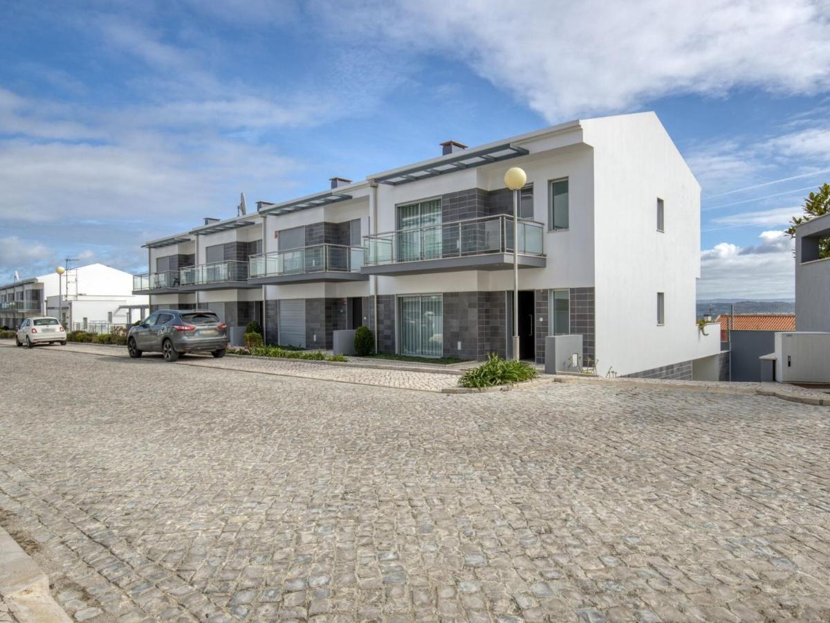 Modern Holiday Home In Salir Do Porto With Swimming Pool Salir de Porto Bagian luar foto