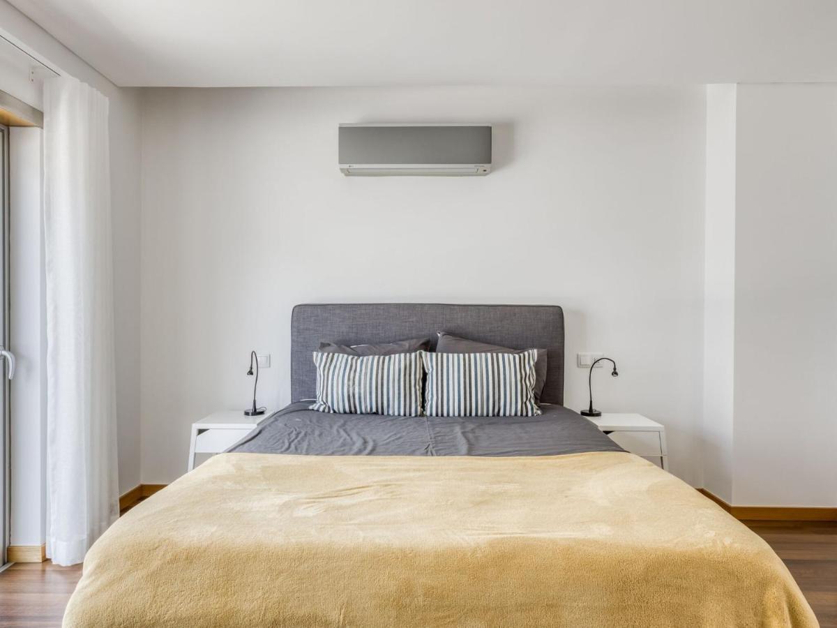 Modern Holiday Home In Salir Do Porto With Swimming Pool Salir de Porto Bagian luar foto