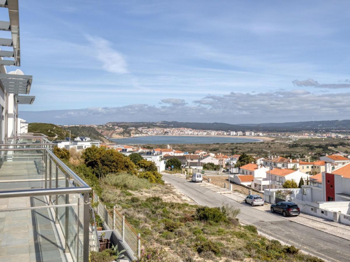 Modern Holiday Home In Salir Do Porto With Swimming Pool Salir de Porto Bagian luar foto