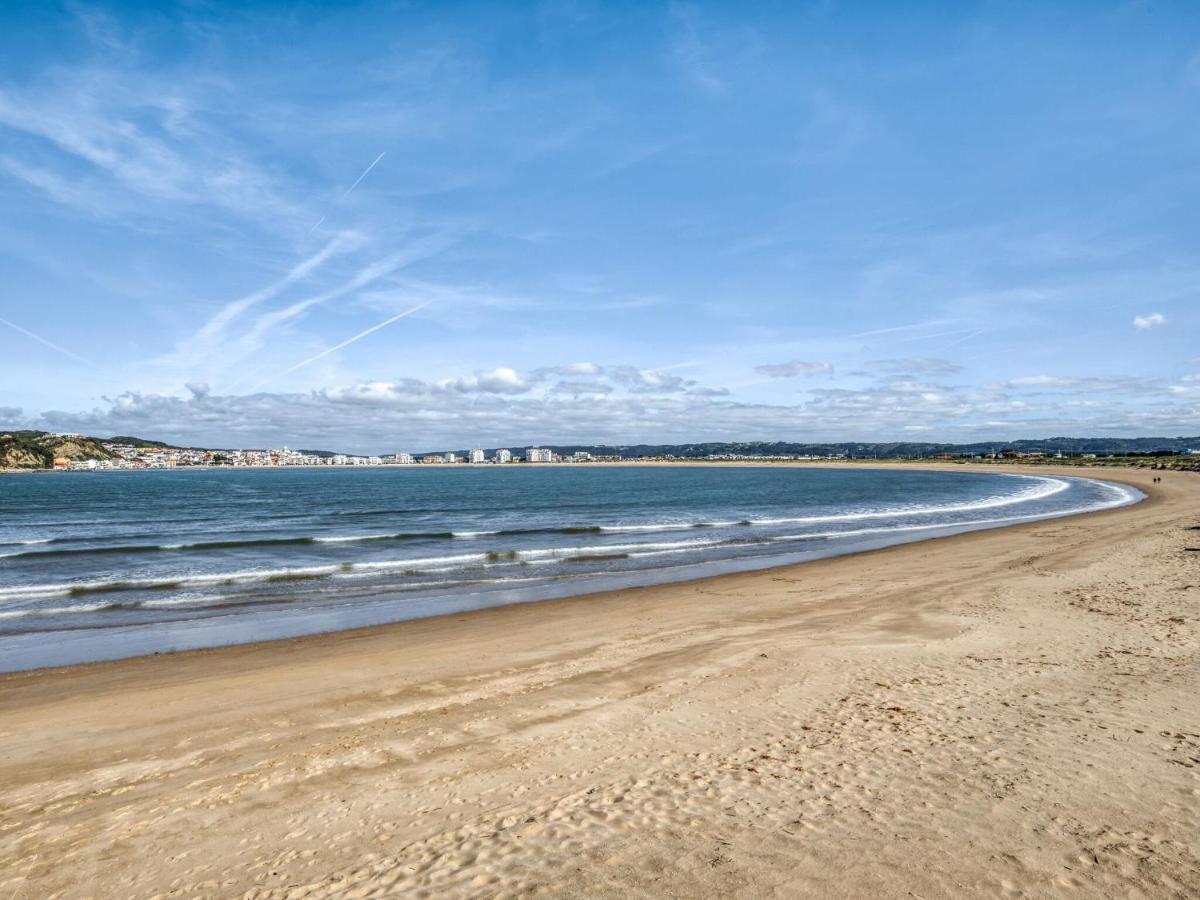 Modern Holiday Home In Salir Do Porto With Swimming Pool Salir de Porto Bagian luar foto