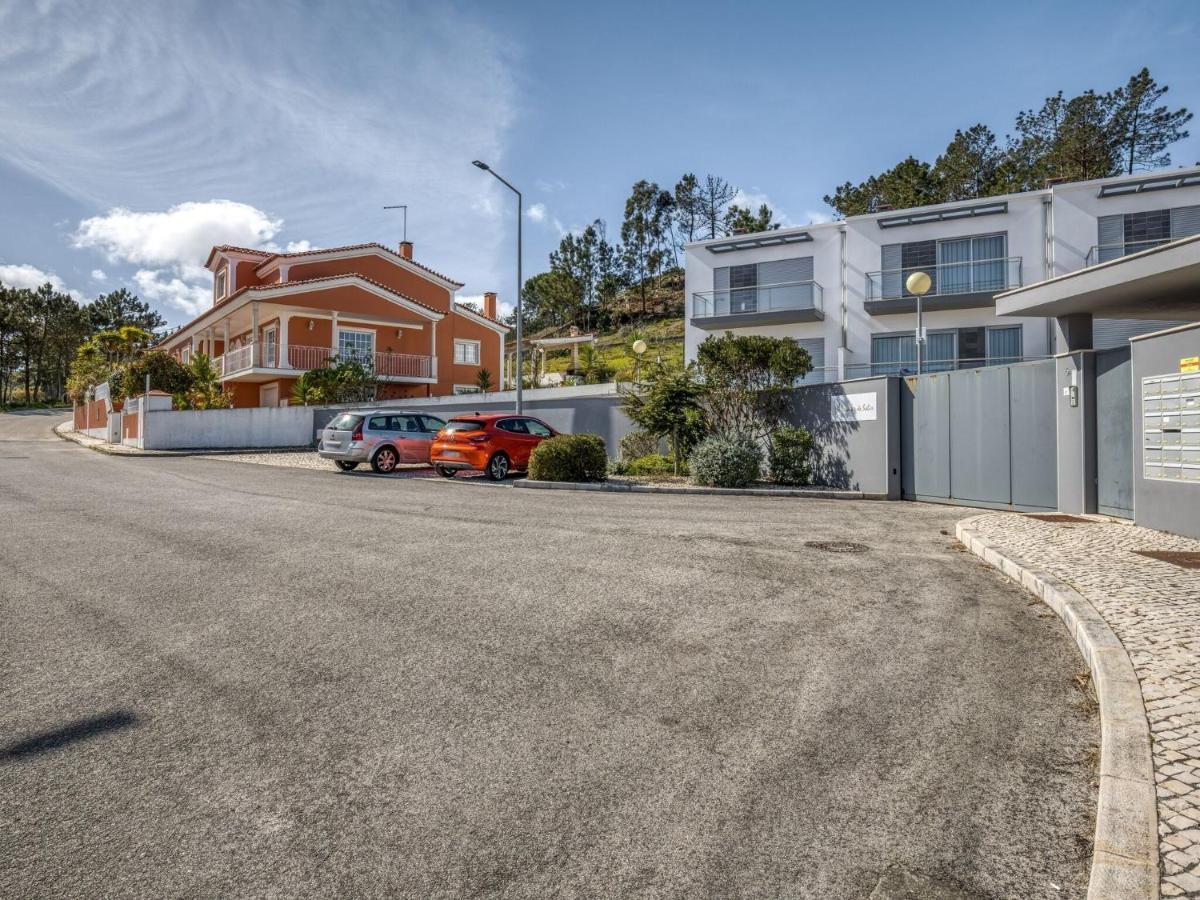 Modern Holiday Home In Salir Do Porto With Swimming Pool Salir de Porto Bagian luar foto
