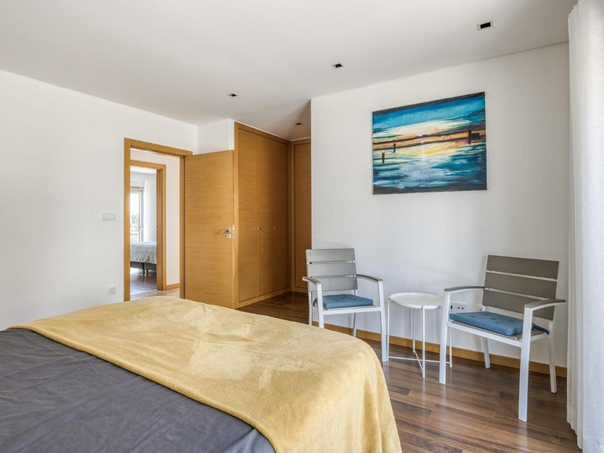 Modern Holiday Home In Salir Do Porto With Swimming Pool Salir de Porto Bagian luar foto