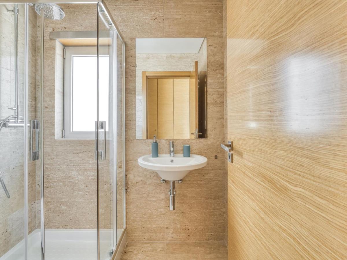 Modern Holiday Home In Salir Do Porto With Swimming Pool Salir de Porto Bagian luar foto